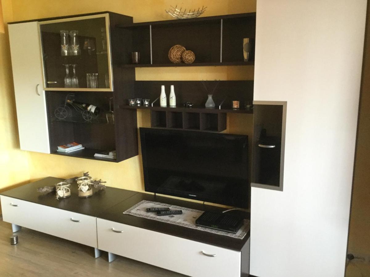 Sersheim Ferienwohnung Schwarz מראה חיצוני תמונה