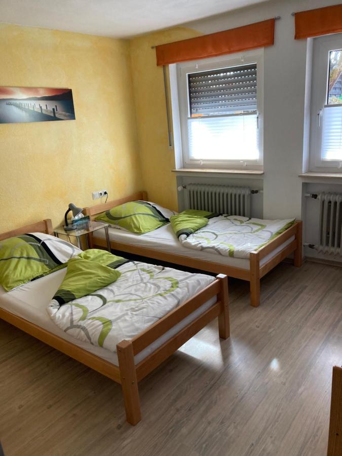 Sersheim Ferienwohnung Schwarz מראה חיצוני תמונה